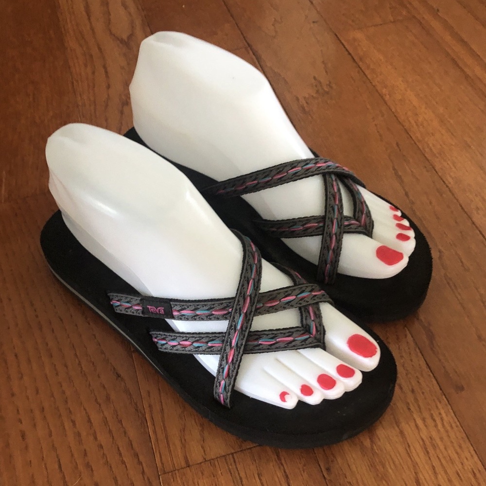 TEVA Olowahu Mush Sandals Women's Size 6 Black Gray Pink EUC